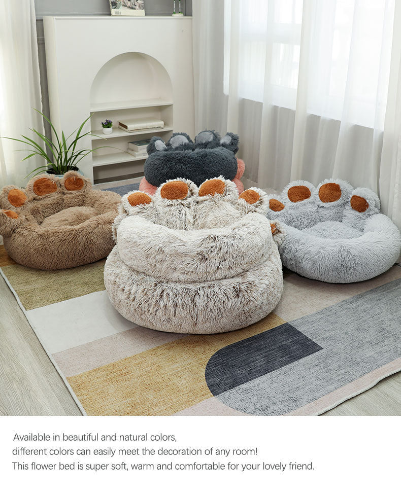 Hand-Shaped Plush Warm Pet Bed